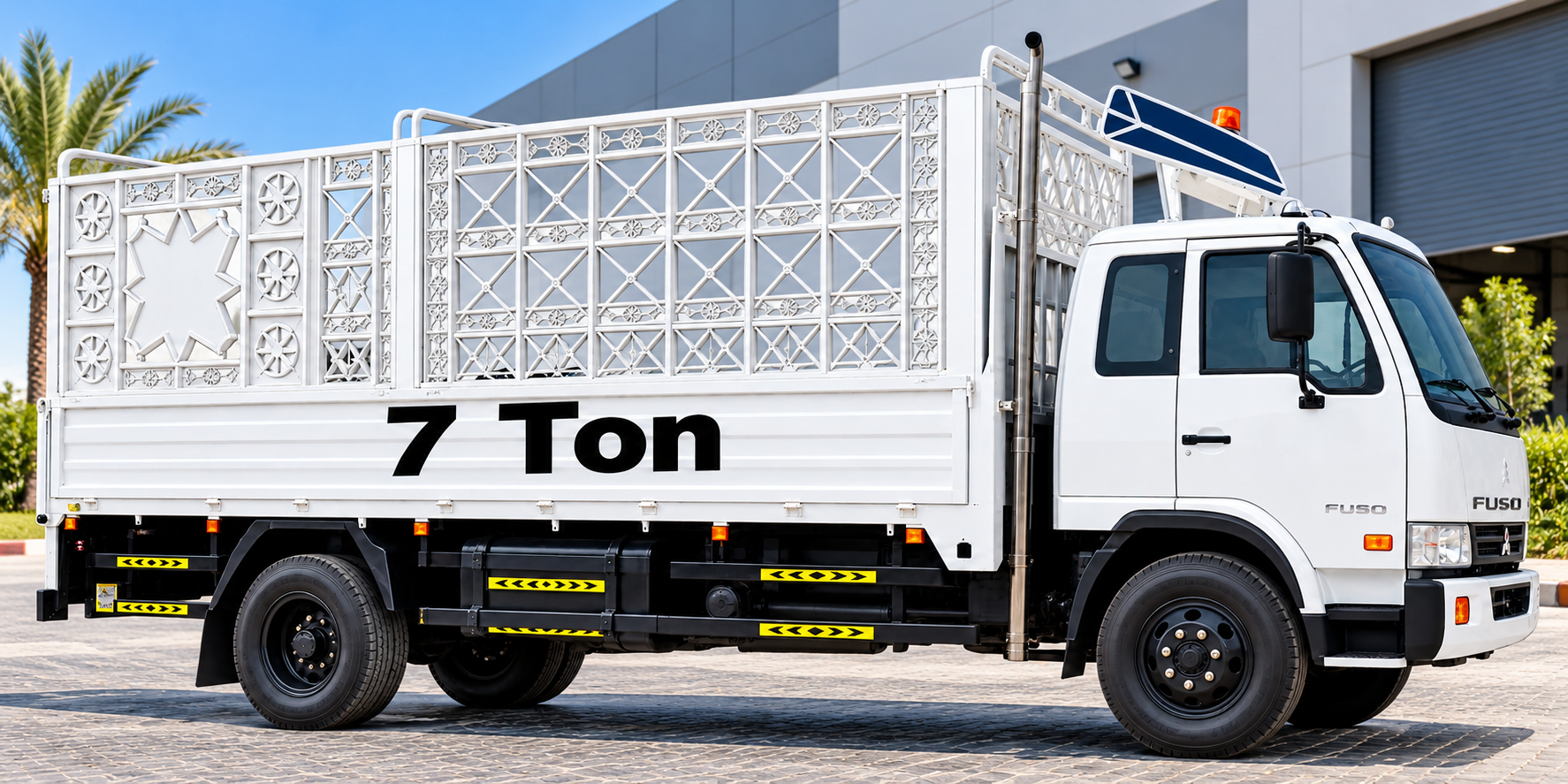 Home 7 ton Fuso rental truck